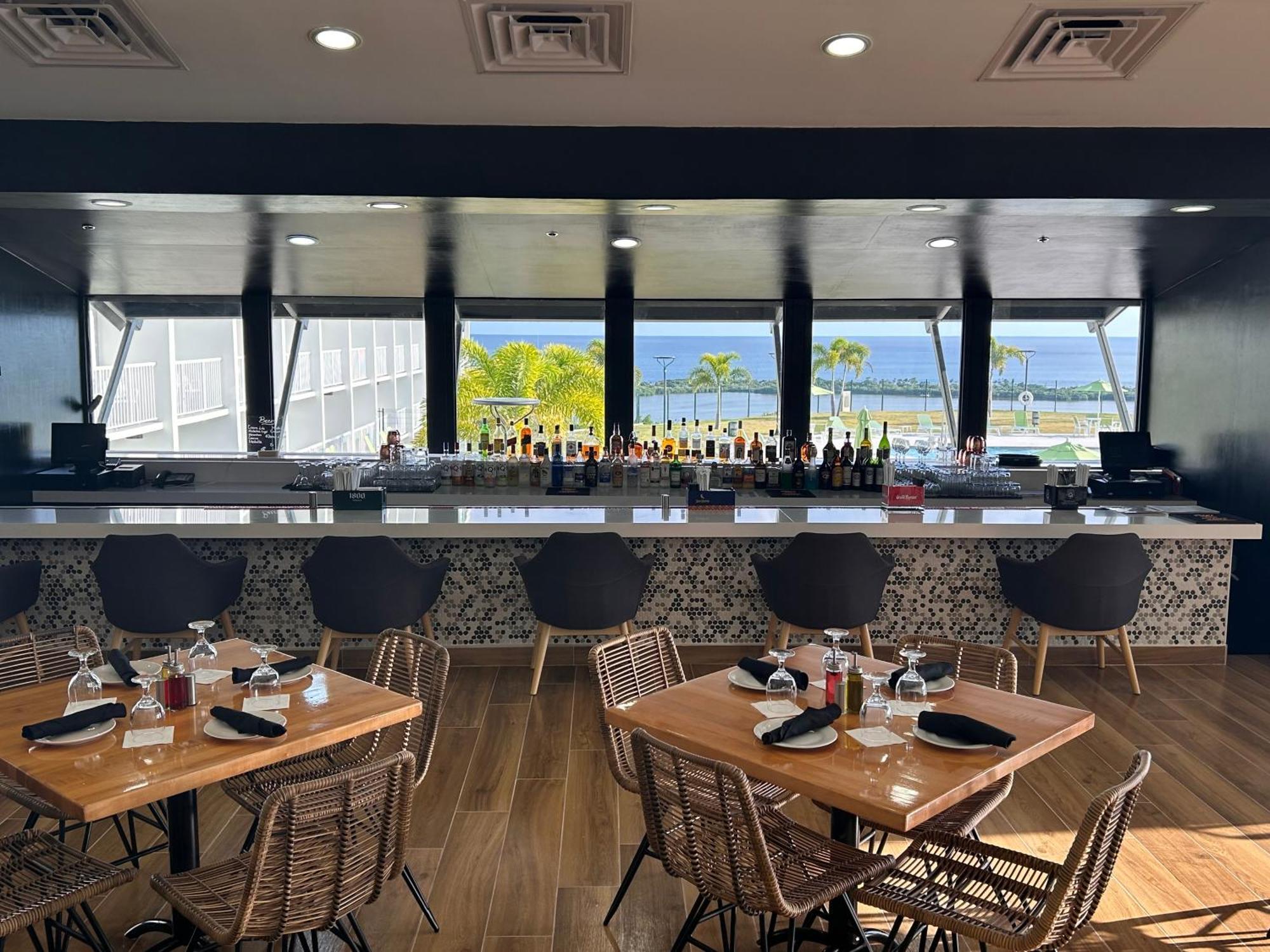 Holiday Inn Ponce & El Tropical Casino By Ihg Exteriör bild