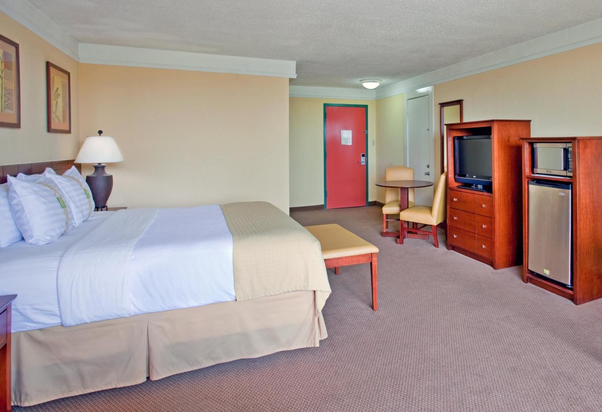 Holiday Inn Ponce & El Tropical Casino By Ihg Exteriör bild